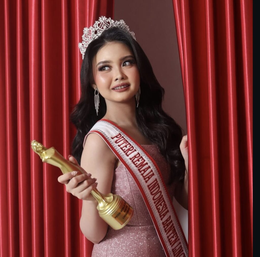 Zahra Safira Remaja Cantik yang Aktif Berprestasi Hingga Kancah Internasional