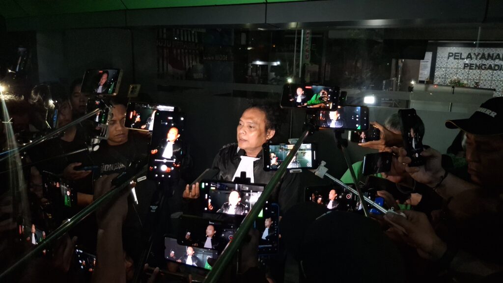 Deolipa Yumara, kuasa hukum Fariz RM