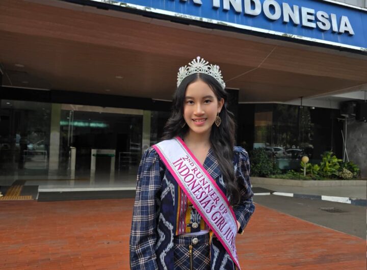 Shira Dominique Mulyono Usai Siaran di Kantor RRI